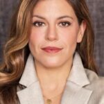 เจมี่ เรเน่ สมิธ (Jamie Renée Smith)