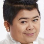 เจริญพร อ่อนละมัย (Jaroenporn Onlamai)