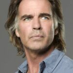 เจฟฟ์ เฟย์เฮย์ (Jeff Fahey)