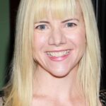 เจนนิเฟอร์ อีลิส ค็อกซ์ (Jennifer Elise Cox)