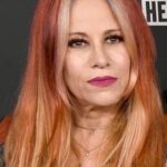 เจนนิเฟอร์ ฟินช์ (Jennifer Finch)