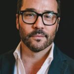 เจเรมี่ พีเวน (Jeremy Piven)