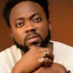 จีเด 'เจเบลซ' โอเยบิเล (Jide 'JBlaze' Oyegbile)