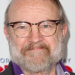 จิม บีเวอร์ (Jim Beaver)