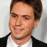 โจ โธมัส (Joe Thomas)