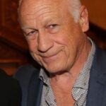 โจอี้ ทราโวลตา (Joey Travolta)