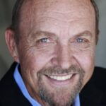 จอห์น แอชตัน (John Ashton)