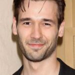 จอห์น เบห์ลมันน์ (John Behlmann)