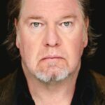 จอห์น บิชอป (John Bishop)