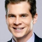 จอห์น ดิวซีย์ (John Ducey)