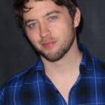 จอห์นนี่ ปาคาร์ (Johnny Pacar)