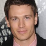 จอน เพรสคอตต์ (Jon Prescott)