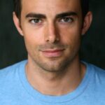 โจนาธาน เบนเนตต์ (Jonathan Bennett)