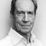 โจนาธาน ไฮด์ (Jonathan Hyde)