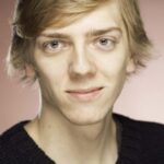 โจชัว เจมส์ (Joshua James)