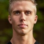 จัสติน ฮาวเวลล์ (Justin Howell)