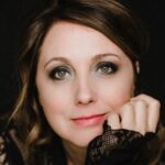 จัสติน วอร์ริงตัน (Justine Warrington)