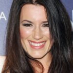 เคท แม็กโกวาน (Kate Magowan)