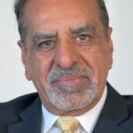 กาวี ราซ (Kavi Raz)