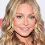 เคลลี่ ริปา (Kelly Ripa)