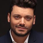 เคฟ อดัมส์ (Kev Adams)