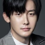 คิมจุนฮัน (Kim Jun-han)