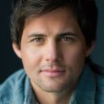 คริสตอฟเฟอร์ โพลาฮา (Kristoffer Polaha)