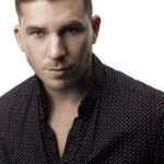 คริสโตเฟอร์ ฮิกกินส์ (Kristopher Higgins)