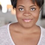 ผู้ถือลาเตฟาห์ (Lateefah Holder)