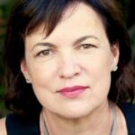 ลอร่า แฮริงตัน (Laura Harrington)