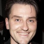 ลี รอสส์ (Lee Ross)