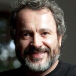 เลโอนาร์โด เมเดอิโรส (Leonardo Medeiros)