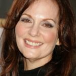 เลสลีย์ แอนน์ วาร์เรน (Lesley Ann Warren)