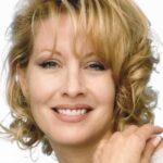 ลินดา โคซโลว์สกี้ (Linda Kozlowski)