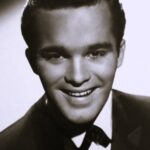 ลินด์เซย์ ครอสบี้ (Lindsay Crosby)