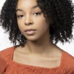 ลินด์เซย์ แบล็กเวลล์ (Lindsey Blackwell)