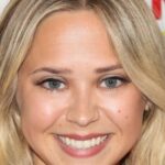 โล เกรแฮม (Lo Graham)