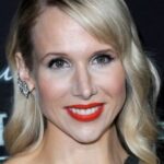 ลูซี่ พันช์ (Lucy Punch)