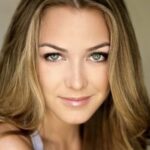 มารีอาน่า เปาลา วิเซนเต้ (Mariana Paola Vicente)