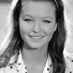 มาริน่า วลาดี (Marina Vlady)