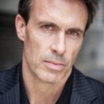 มาร์ค กริฟฟิน (Mark Griffin)