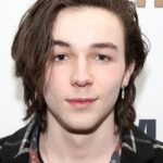 มาร์ค แม็คเคนน่า (Mark McKenna)