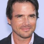 แมทธิว เซตเทิล (Matthew Settle)