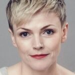 แม็กซีน พีค (Maxine Peake)