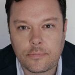 ไมเคิล กลาดิส (Michael Gladis)