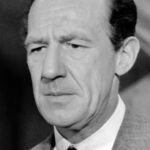 ไมเคิล ฮอร์เดิร์น (Michael Hordern)
