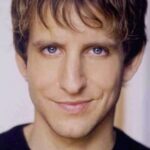 ไมเคิล แมคมอร์ตรี (Michael McMurtry)