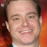 ไมเคิล รูฟ (Michael Roof)