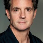 ไมเคิล ไซมอน ฮอลล์ (Michael Simon Hall)