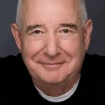 ไมเคิล ทักเกอร์ (Michael Tucker)